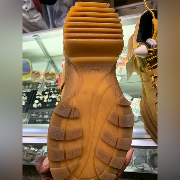 Maison Margiela Retro Fit Chunky Platform Sneakers - Picture 6 of 11